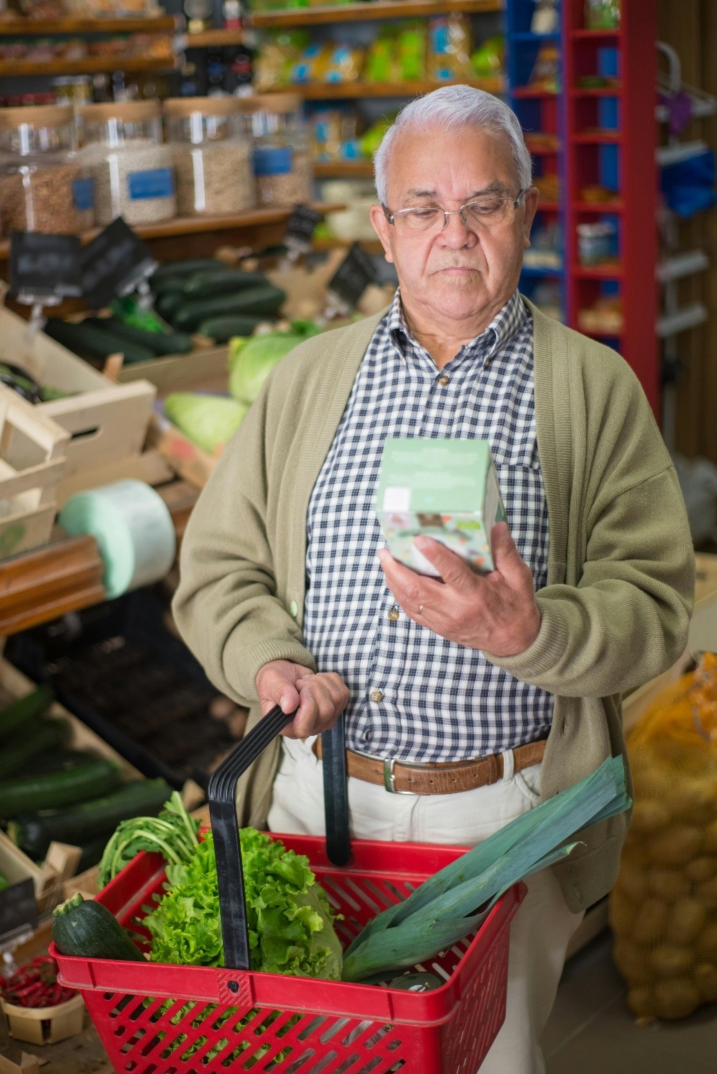 https://www.pexels.com/pt-br/foto/compras-shopping-loja-comercio-8422692/